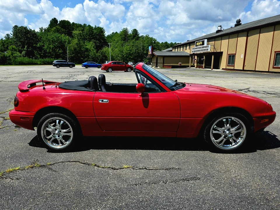 1992 Mazda NA MX-5 Miata - Image 17 of 31