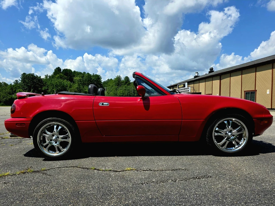1992 Mazda NA MX-5 Miata - Image 16 of 31