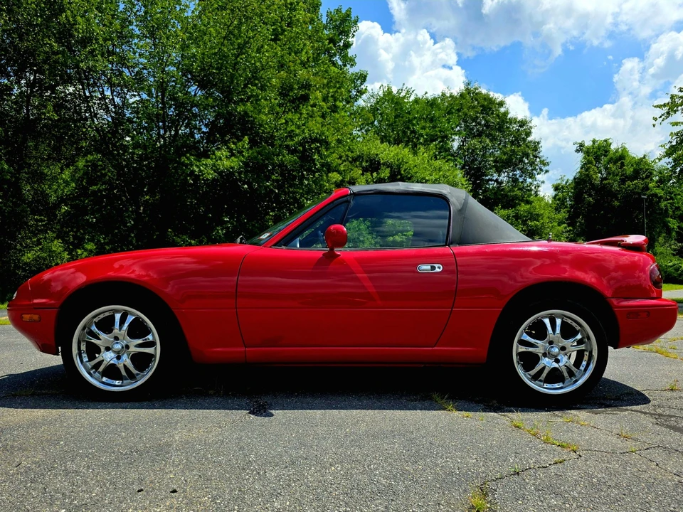 1992 Mazda NA MX-5 Miata - Image 30 of 31