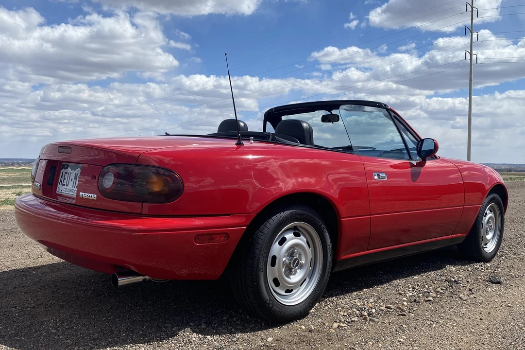 1992 Mazda NA MX-5 Miata - Image 5 of 31