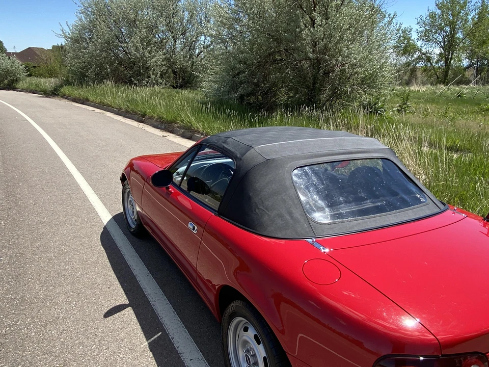 1992 Mazda NA MX-5 Miata - Image 21 of 31