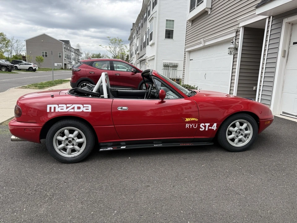 1992 Mazda NA MX-5 Miata - Image 2 of 12