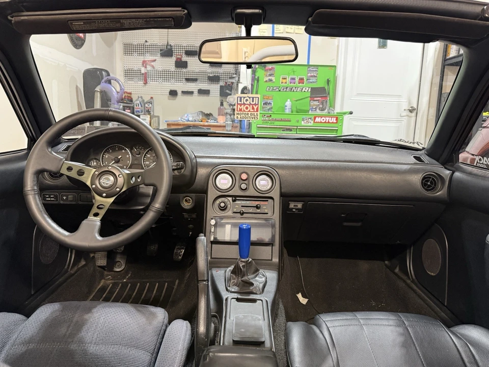 1992 Mazda NA MX-5 Miata - Image 5 of 12