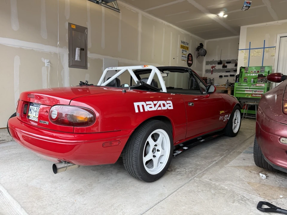 1992 Mazda NA MX-5 Miata - Image 8 of 12