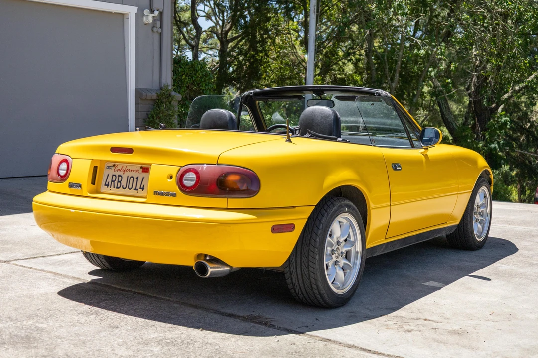 1992 Mazda NA MX-5 Miata - Image 4 of 31