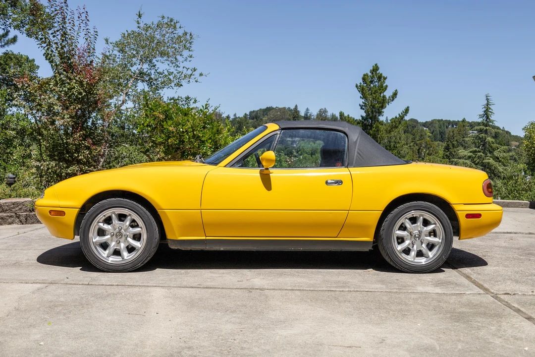 1992 Mazda NA MX-5 Miata - Image 8 of 31