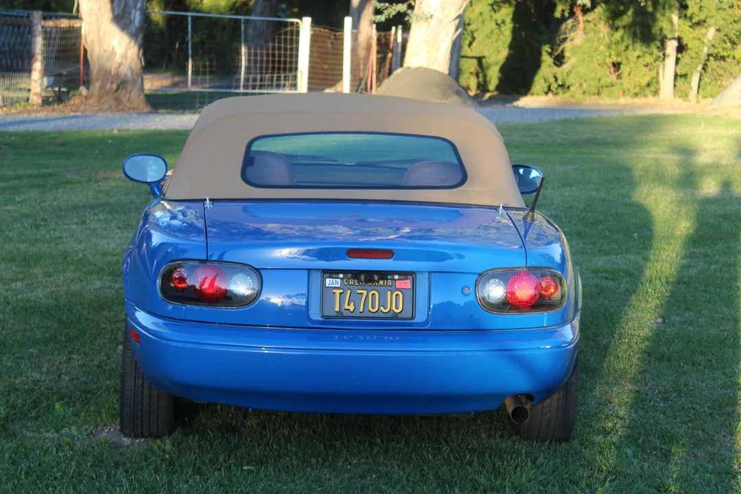 1992 Mazda NA MX-5 Miata - Image 18 of 21