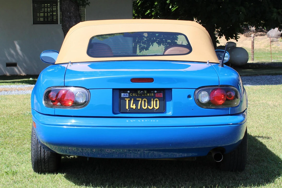 1992 Mazda NA MX-5 Miata - Image 5 of 21