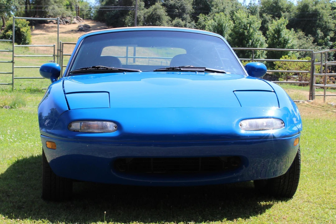 1992 Mazda NA MX-5 Miata - Image 2 of 21