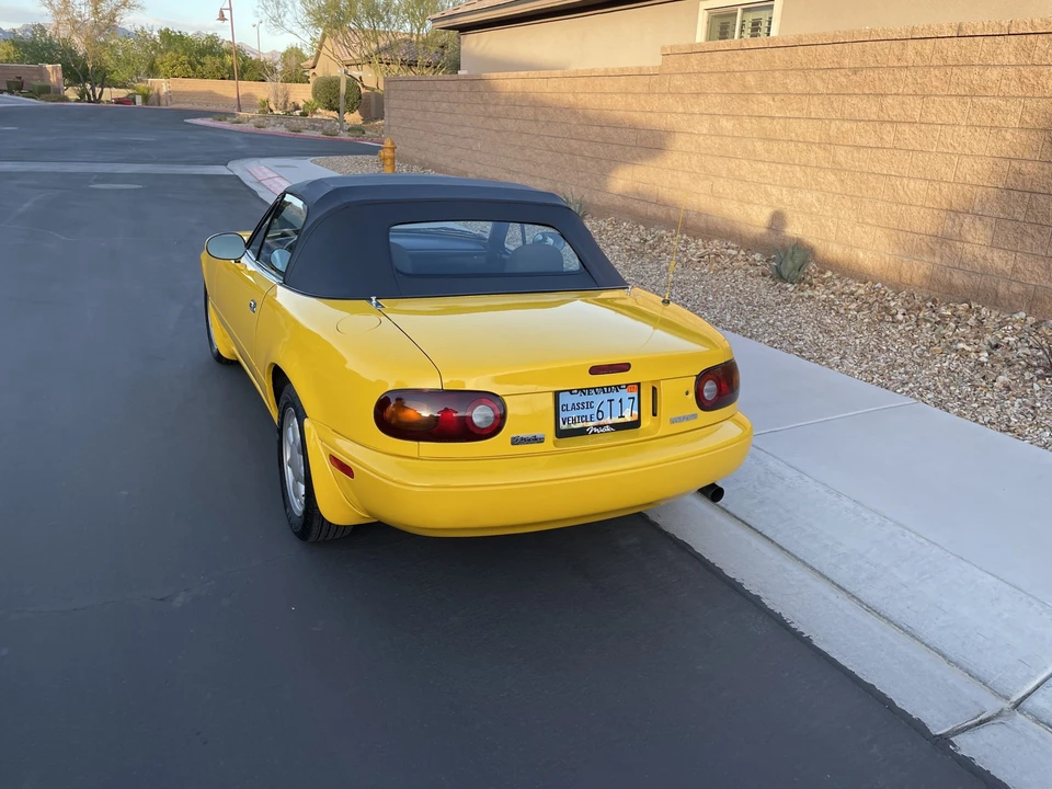1992 Mazda NA MX-5 Miata - Image 16 of 31