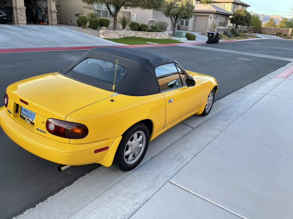 1992 Mazda NA MX-5 Miata - Image 17 of 31