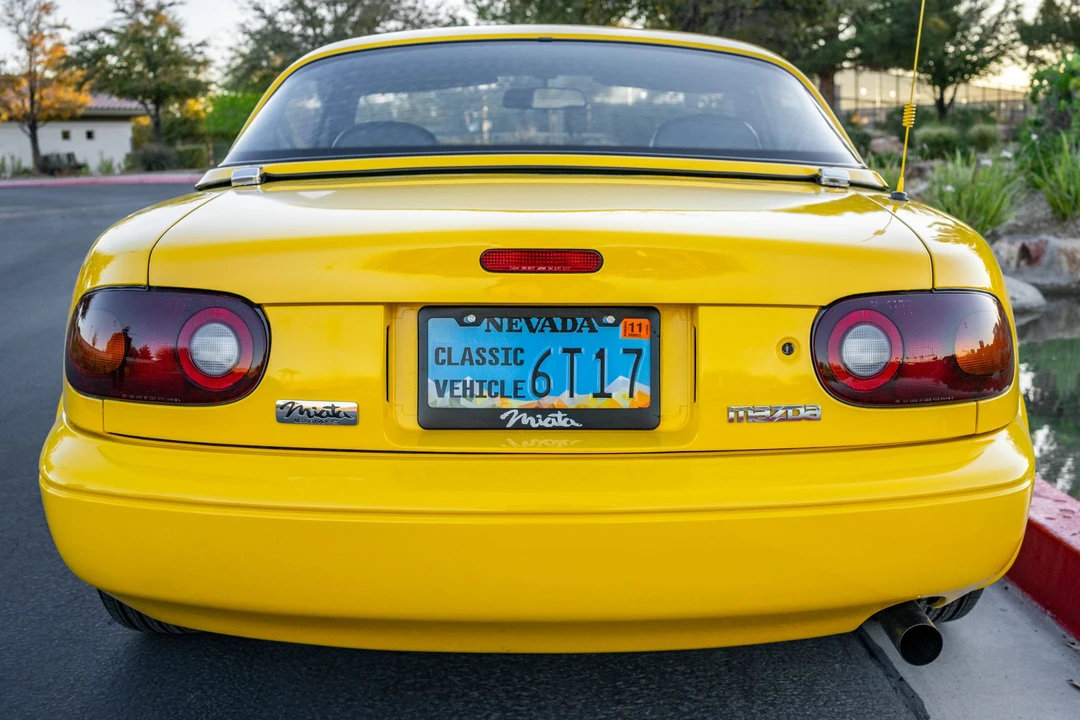 1992 Mazda NA MX-5 Miata - Image 5 of 31