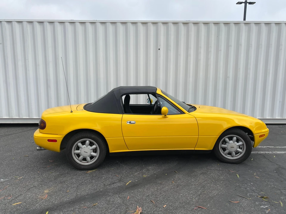 1992 Mazda NA MX-5 Miata - Image 15 of 31