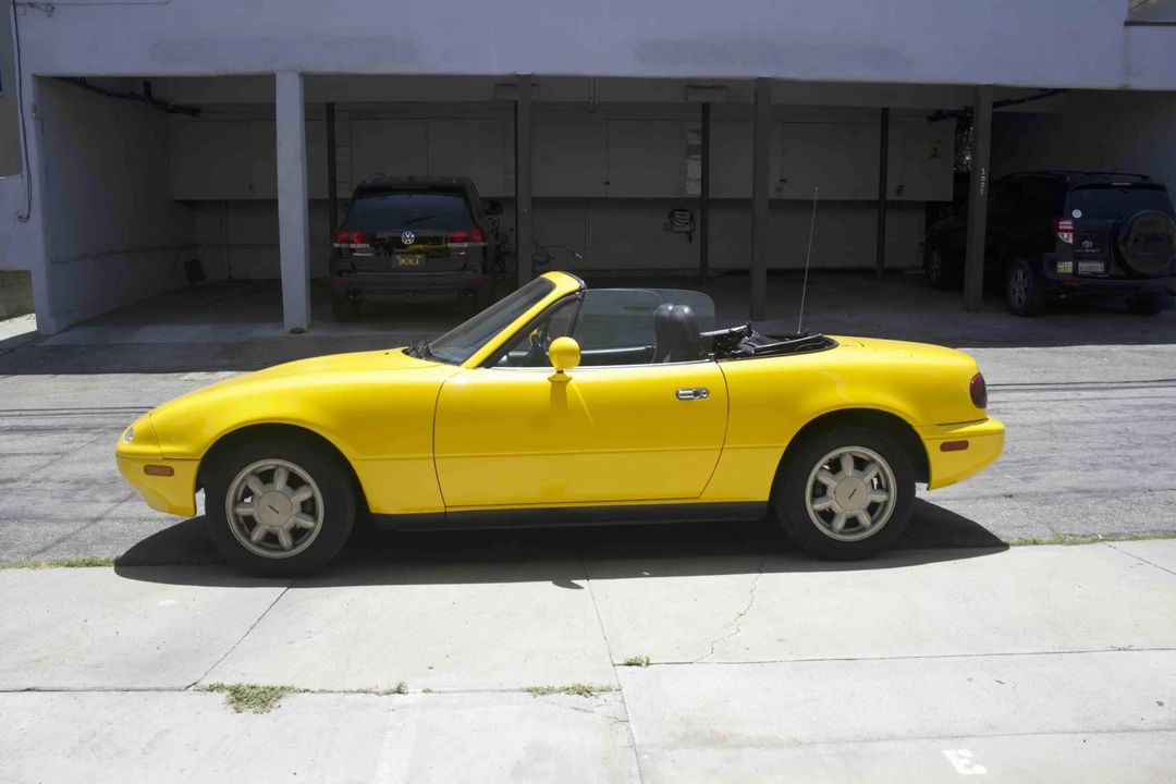 1992 Mazda NA MX-5 Miata - Image 8 of 31