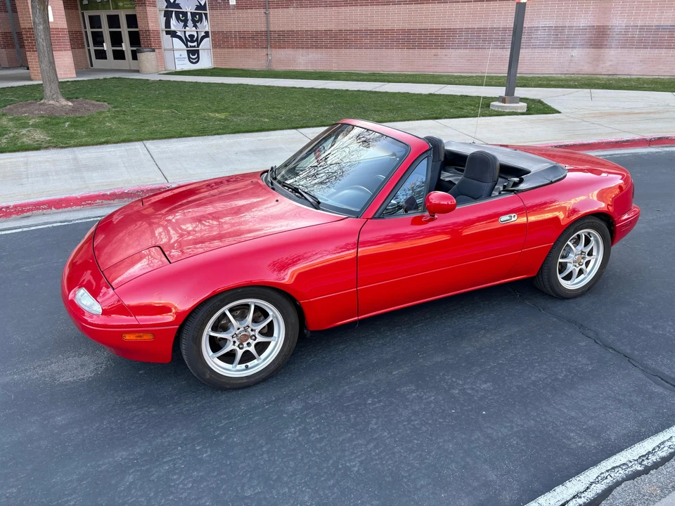 1992 Mazda NA MX-5 Miata - Image 14 of 31