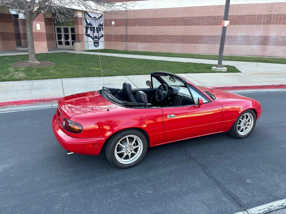 1992 Mazda NA MX-5 Miata - Image 25 of 31