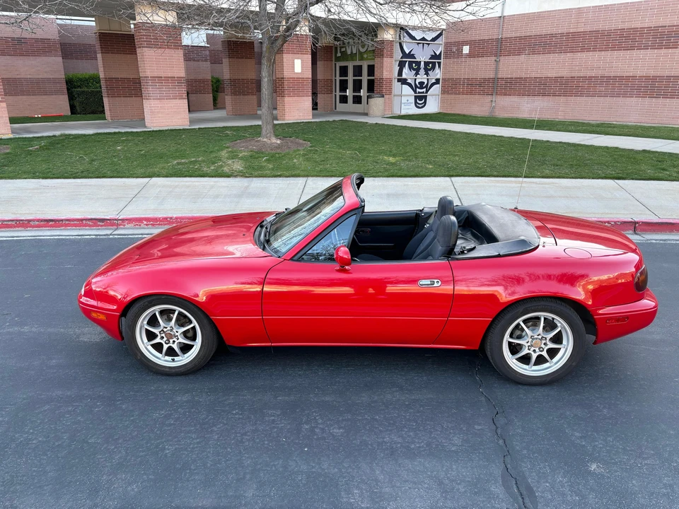 1992 Mazda NA MX-5 Miata - Image 17 of 31