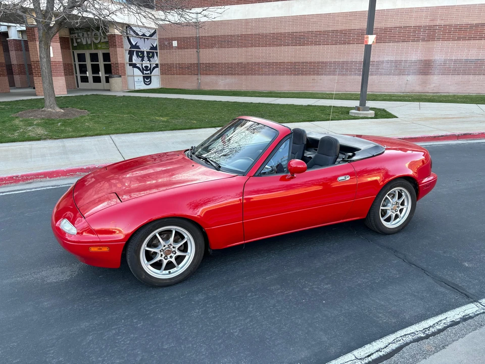 1992 Mazda NA MX-5 Miata - Image 15 of 31