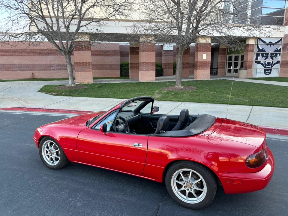 1992 Mazda NA MX-5 Miata - Image 19 of 31