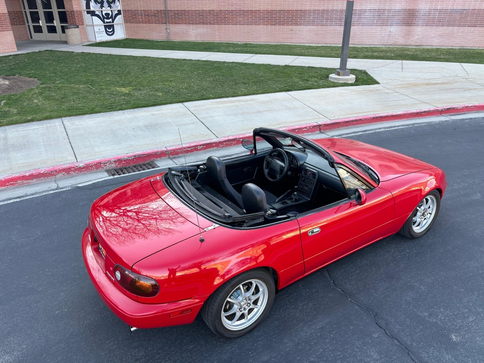 1992 Mazda NA MX-5 Miata - Image 24 of 31