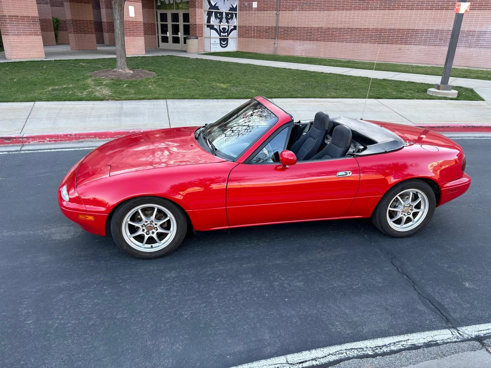 1992 Mazda NA MX-5 Miata - Image 16 of 31