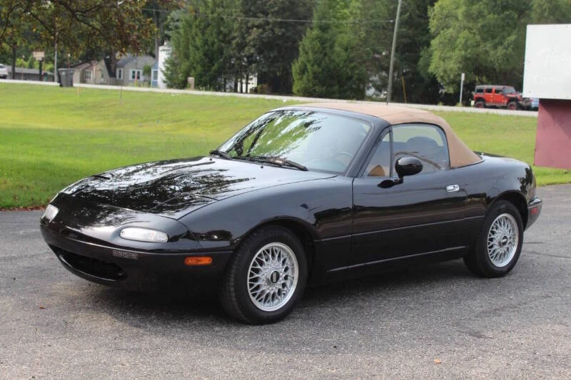1992 Mazda NA MX-5 Miata - Image 2 of 26