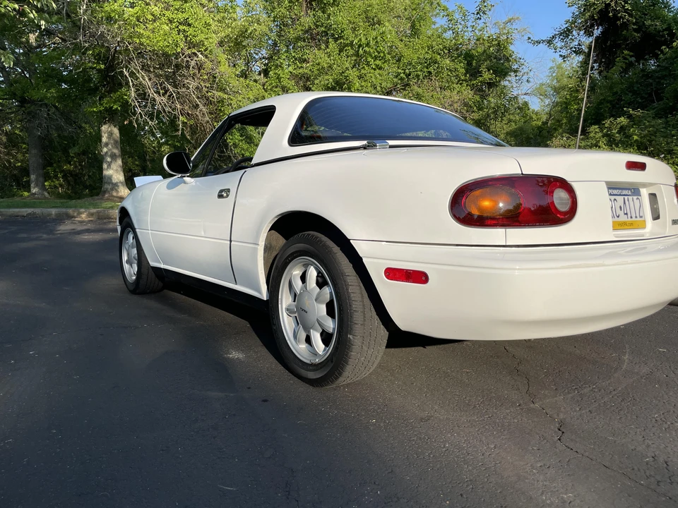 1992 Mazda NA MX-5 Miata - Image 28 of 31