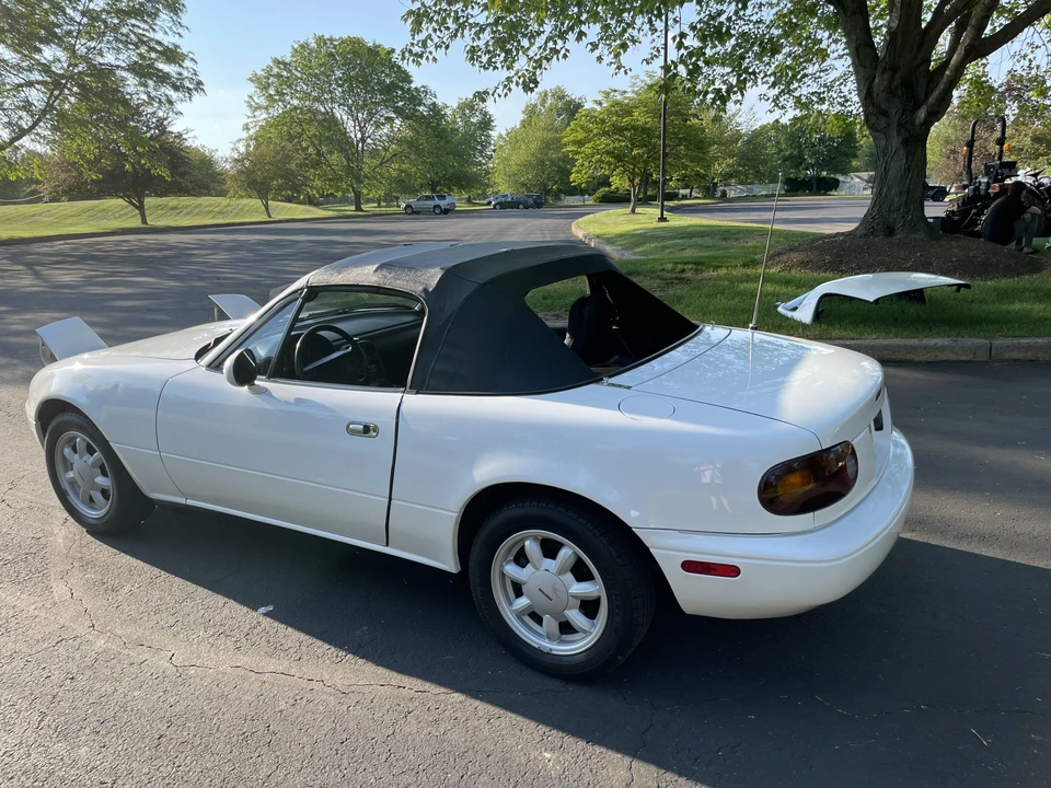 1992 Mazda NA MX-5 Miata - Image 25 of 31
