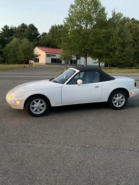 1992 Mazda NA MX-5 Miata - Image 2 of 20