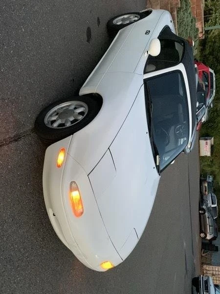 1992 Mazda NA MX-5 Miata - Image 17 of 20