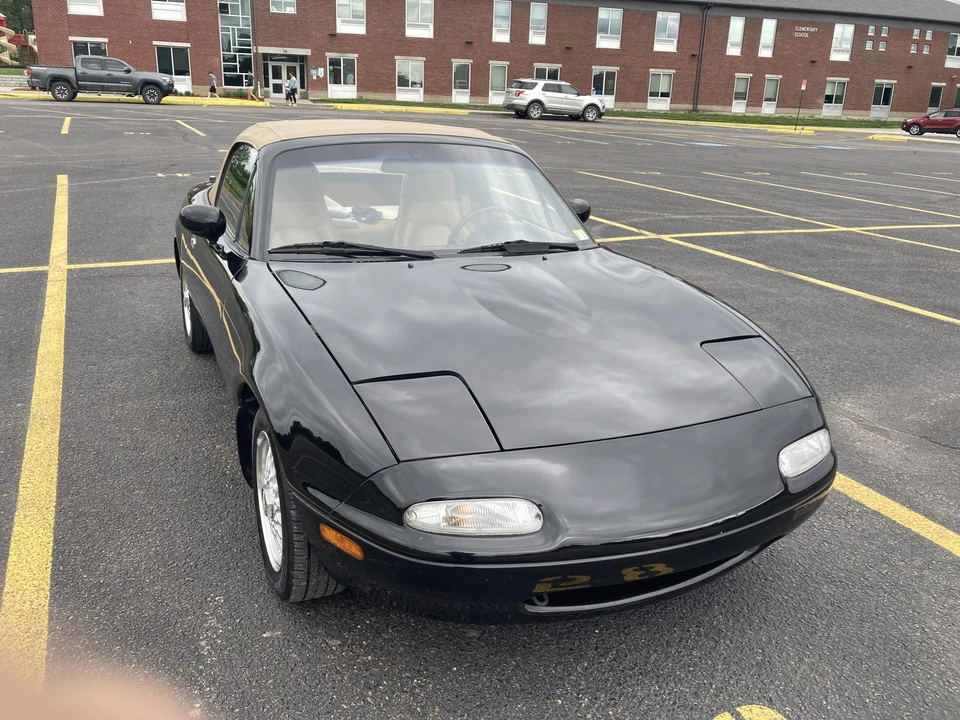 1992 Mazda NA MX-5 Miata - Image 28 of 31