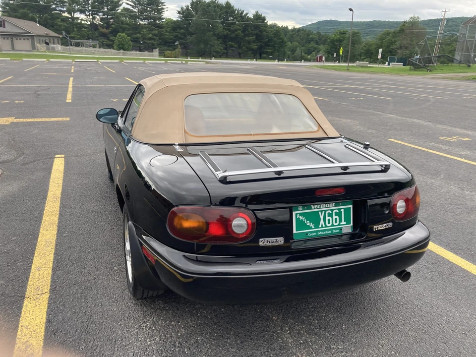 1992 Mazda NA MX-5 Miata - Image 13 of 31