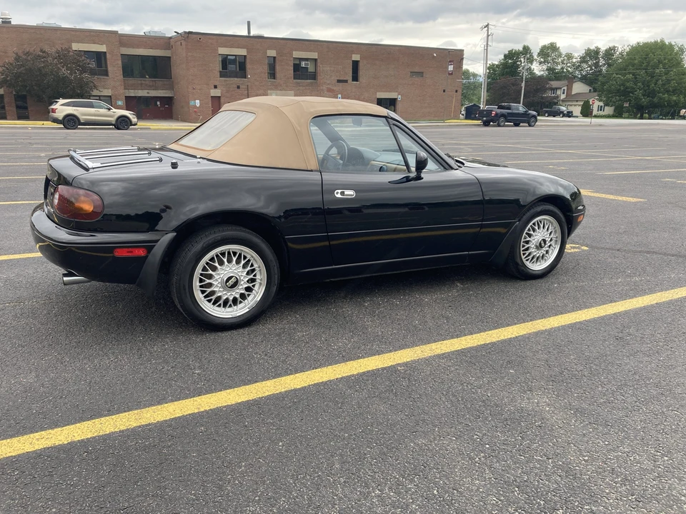 1992 Mazda NA MX-5 Miata - Image 22 of 31