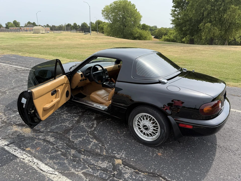 1992 Mazda NA MX-5 Miata - Image 18 of 31