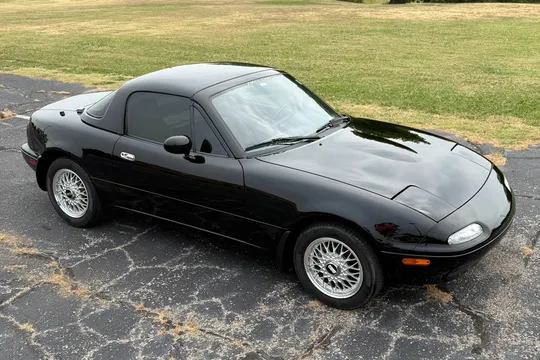 1992 Mazda MX-5 Miata Package C 5-Speed