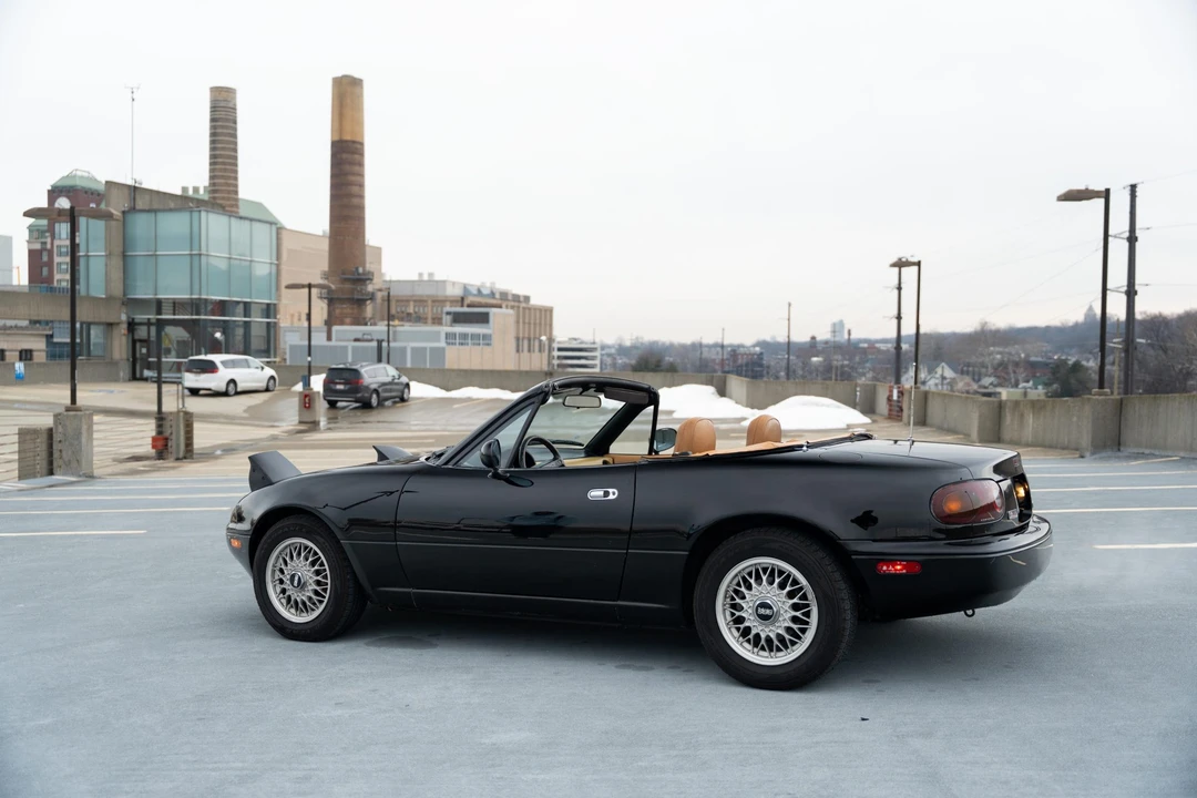 1992 Mazda NA MX-5 Miata - Image 15 of 31