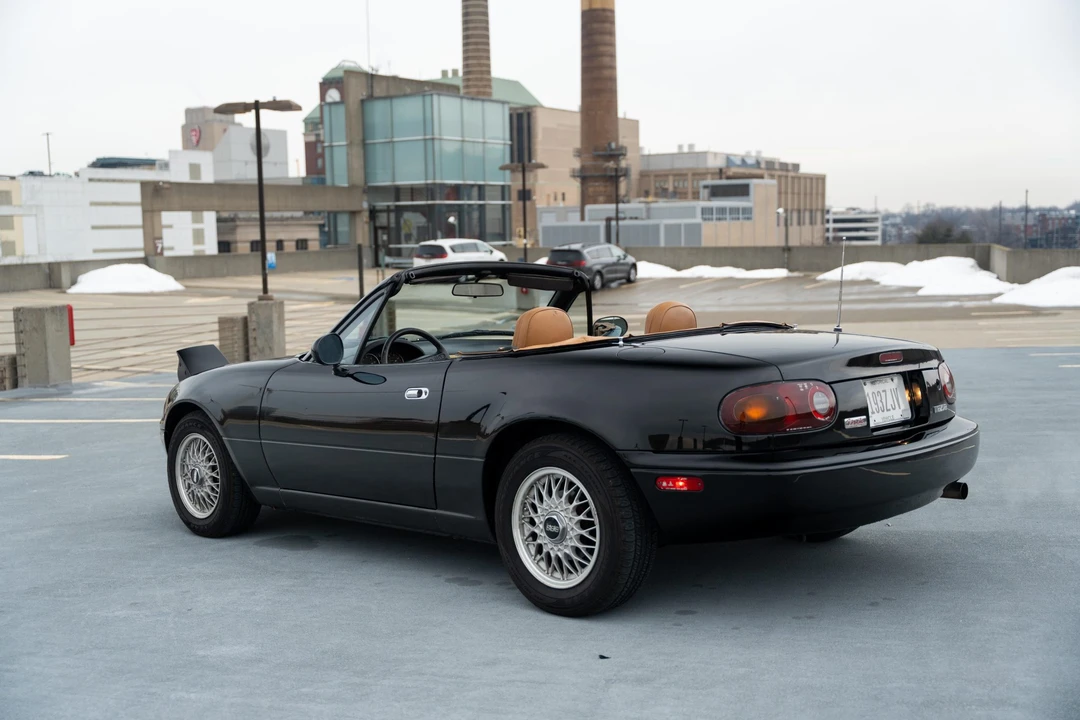 1992 Mazda NA MX-5 Miata - Image 16 of 31