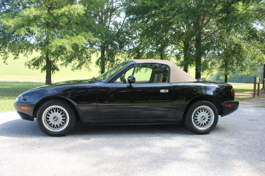 1992 Mazda NA MX-5 Miata - Image 18 of 31