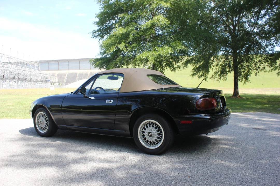 1992 Mazda NA MX-5 Miata - Image 20 of 31