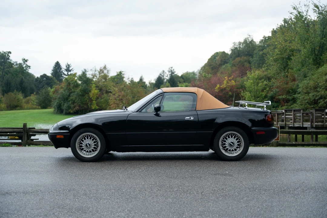 1992 Mazda NA MX-5 Miata - Image 8 of 31