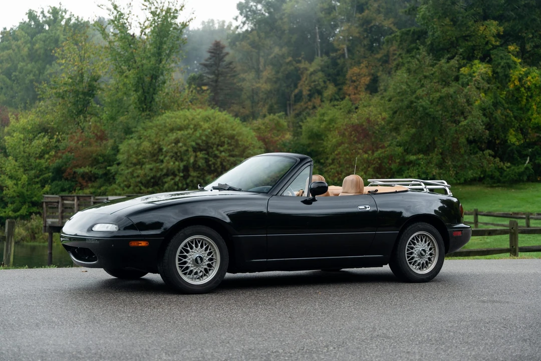 1992 Mazda NA MX-5 Miata - Image 25 of 31