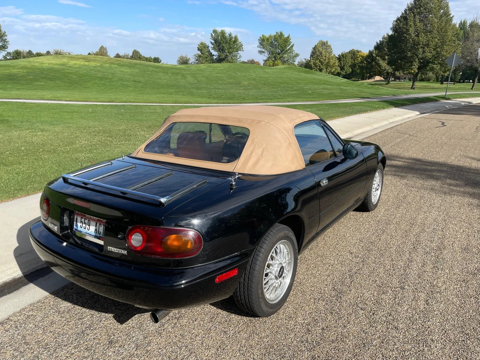 1992 Mazda NA MX-5 Miata - Image 14 of 31
