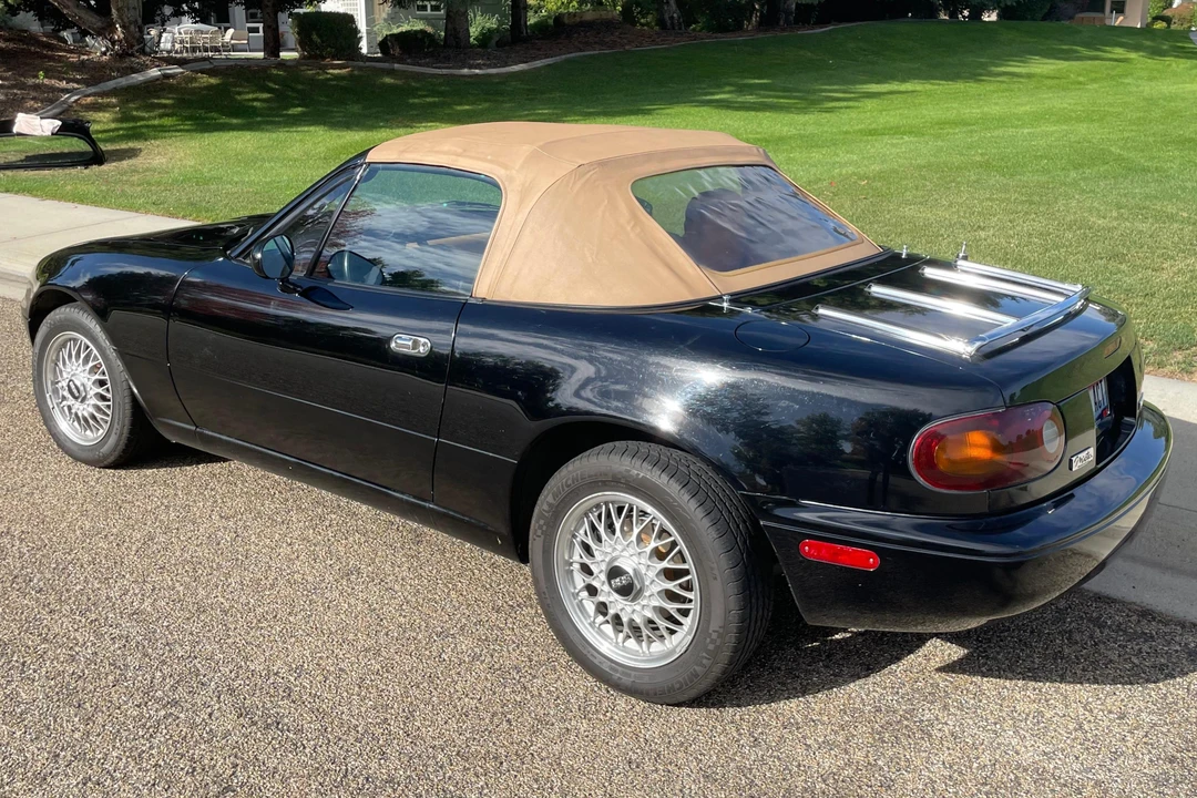 1992 Mazda NA MX-5 Miata - Image 4 of 31