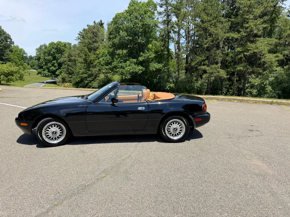 1992 Mazda NA MX-5 Miata - Image 8 of 31