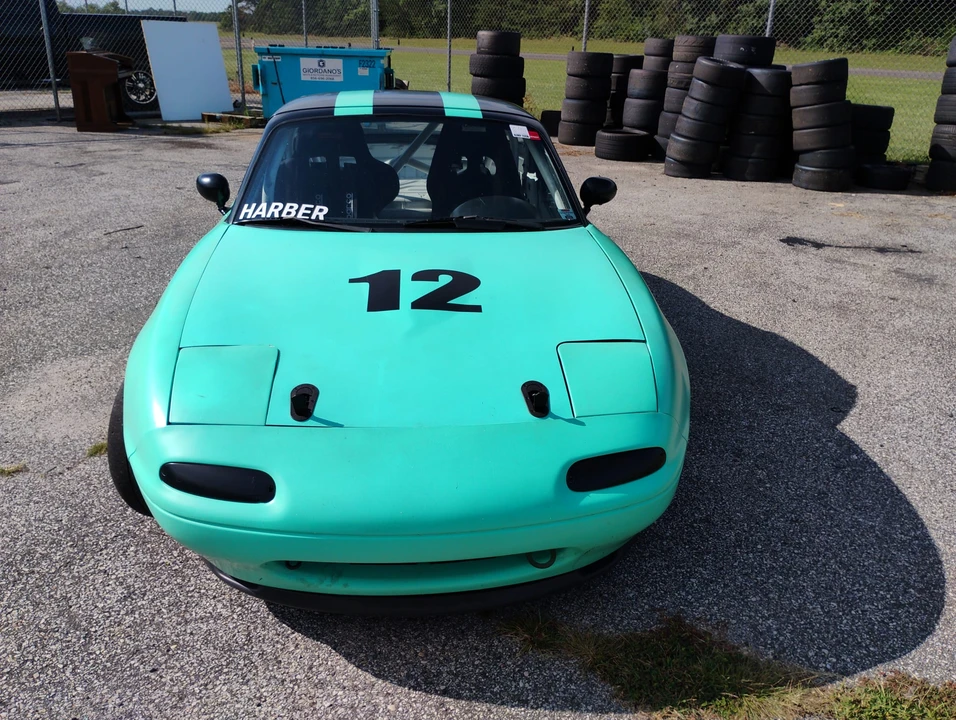 1992 Mazda NA MX-5 Miata - Image 2 of 31
