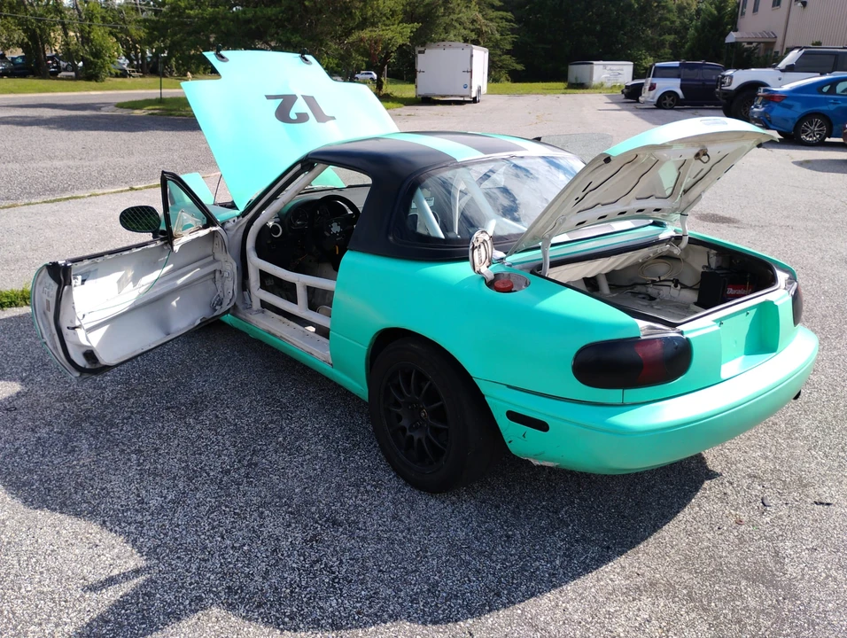 1992 Mazda NA MX-5 Miata - Image 16 of 31