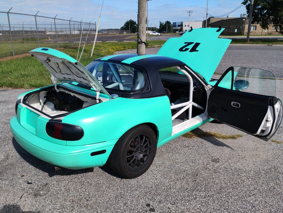 1992 Mazda NA MX-5 Miata - Image 17 of 31