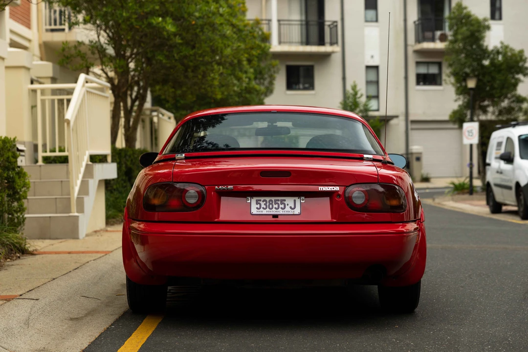 1992 Mazda NA MX-5 Miata - Image 6 of 16