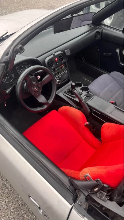 1992 Mazda NA MX-5 Miata - Image 6 of 8