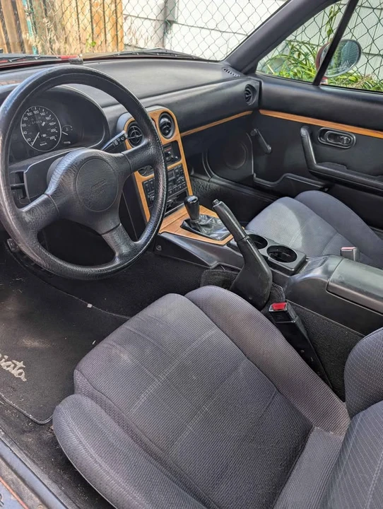 1992 Mazda NA MX-5 Miata - Image 9 of 9